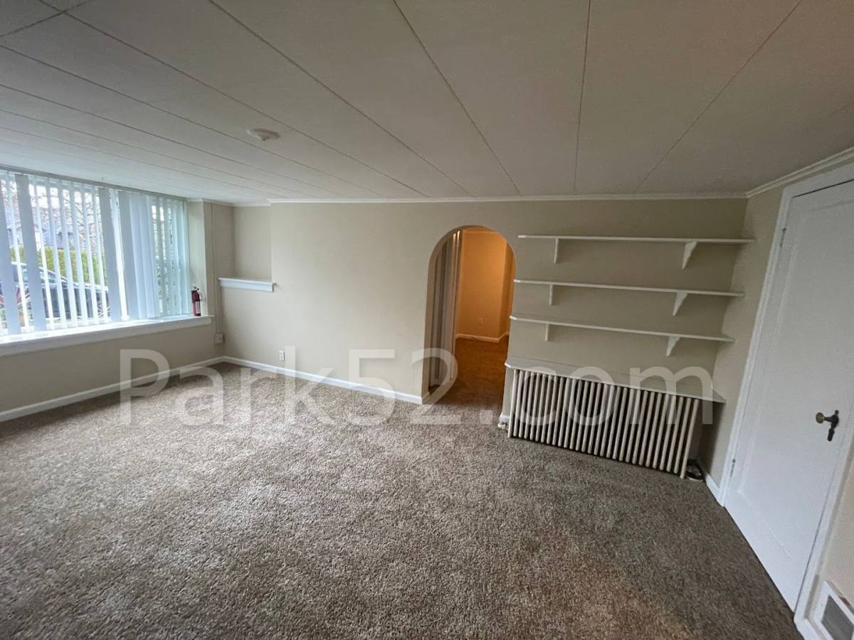 Apartment for rent at 406 N 6th St, Tacoma, WA 98403
