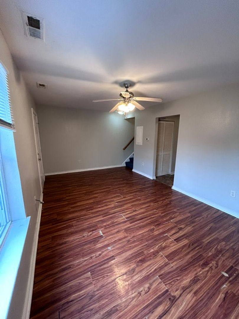 Apartment for rent at 3528 E Richmond Rd, Richmond, VA 23223