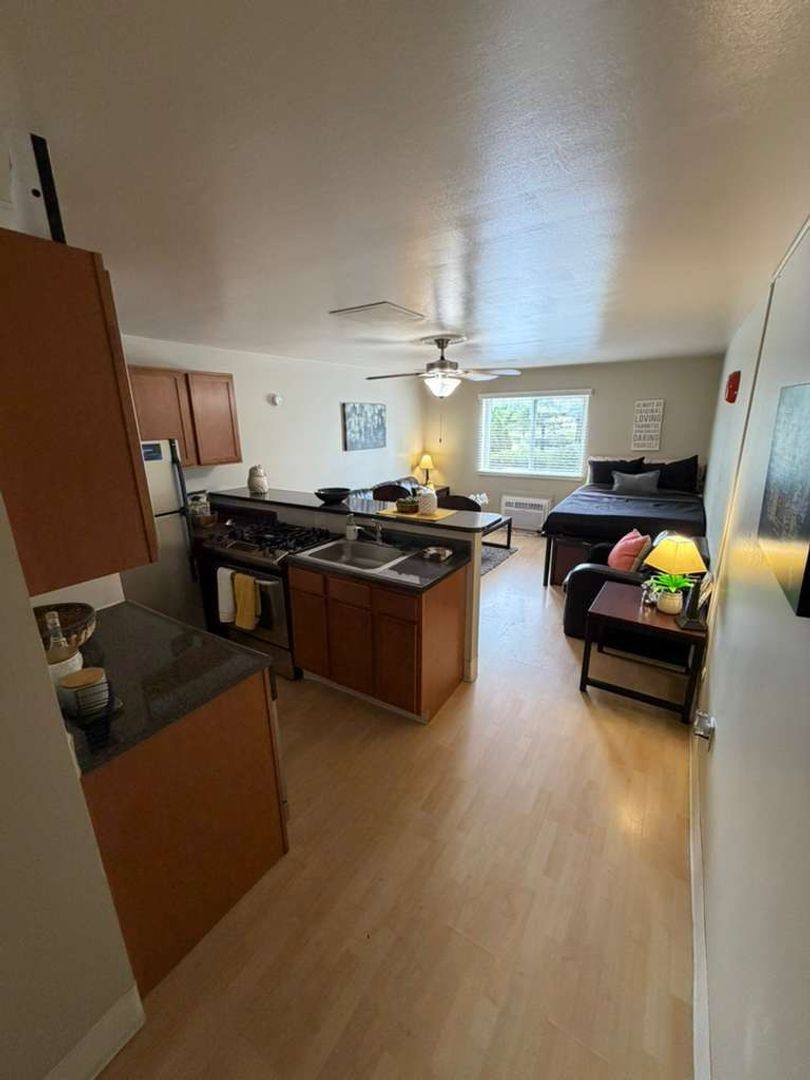 Apartment for rent at 1855 Independence Rd, Columbus, OH 43212