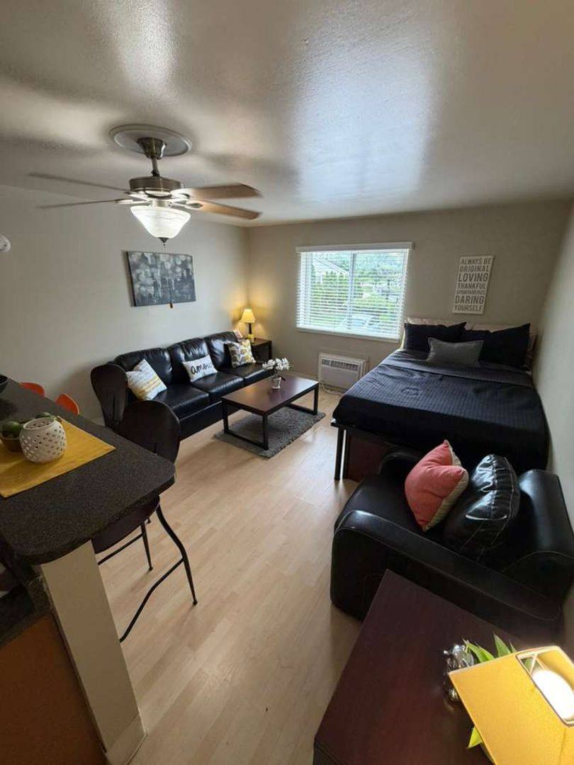 Apartment for rent at 1855 Independence Rd, Columbus, OH 43212