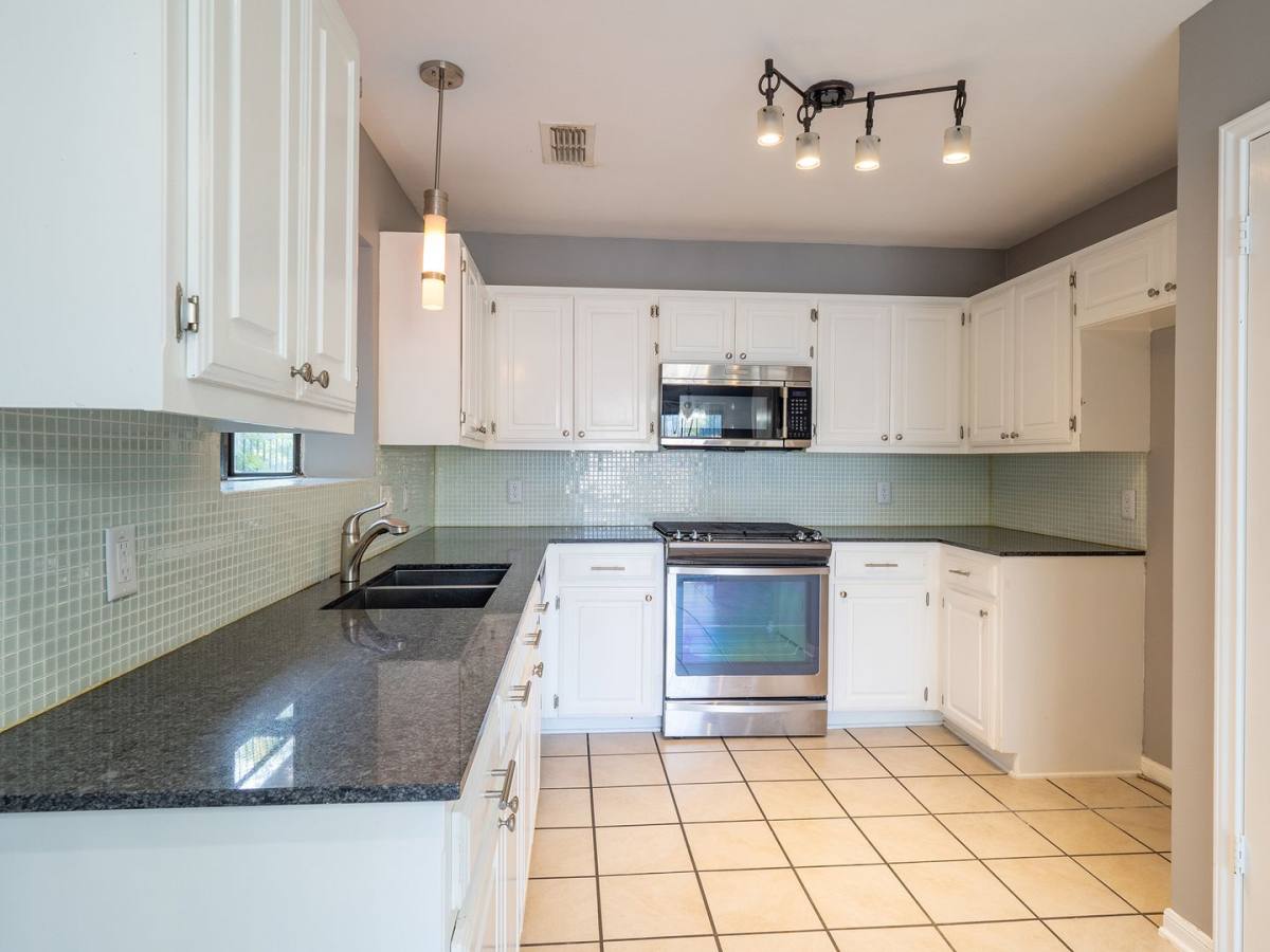 House for rent at 4804 Broadhill Dr, Austin, TX 78723