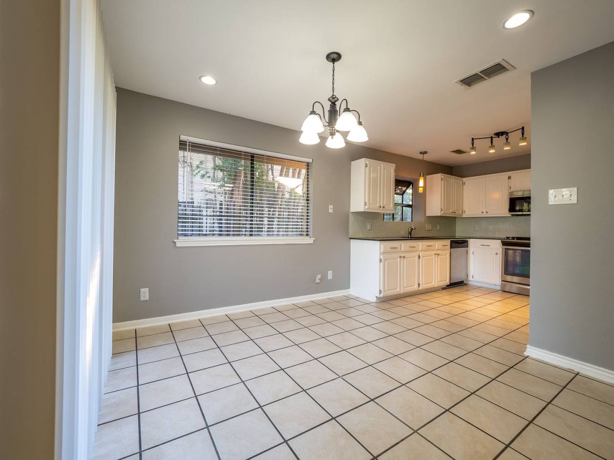 House for rent at 4804 Broadhill Dr, Austin, TX 78723