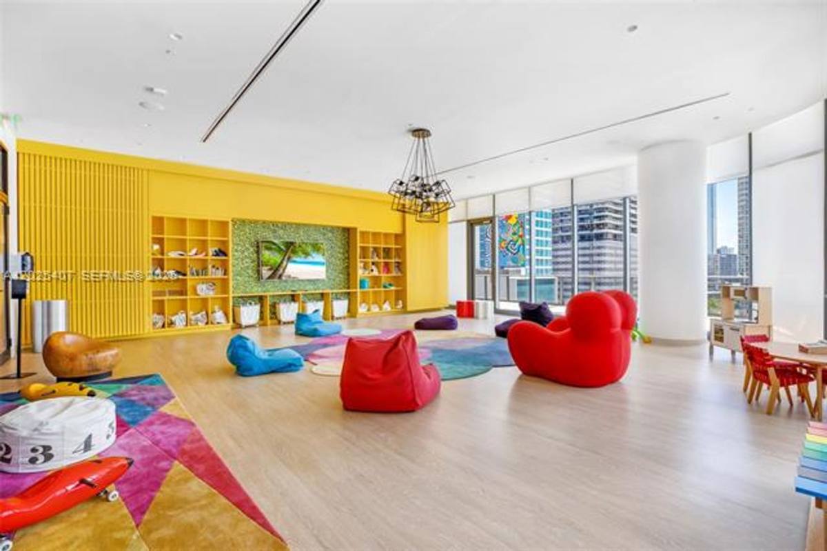 Apartment for rent at 55 SW 9th St, Miami, FL 33130