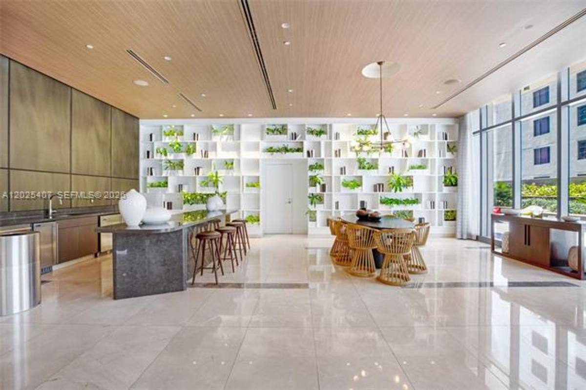 Apartment for rent at 55 SW 9th St, Miami, FL 33130
