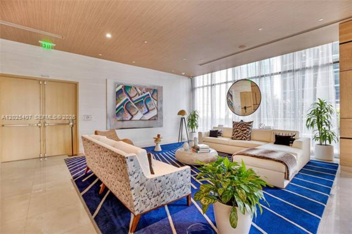 Apartment for rent at 55 SW 9th St, Miami, FL 33130