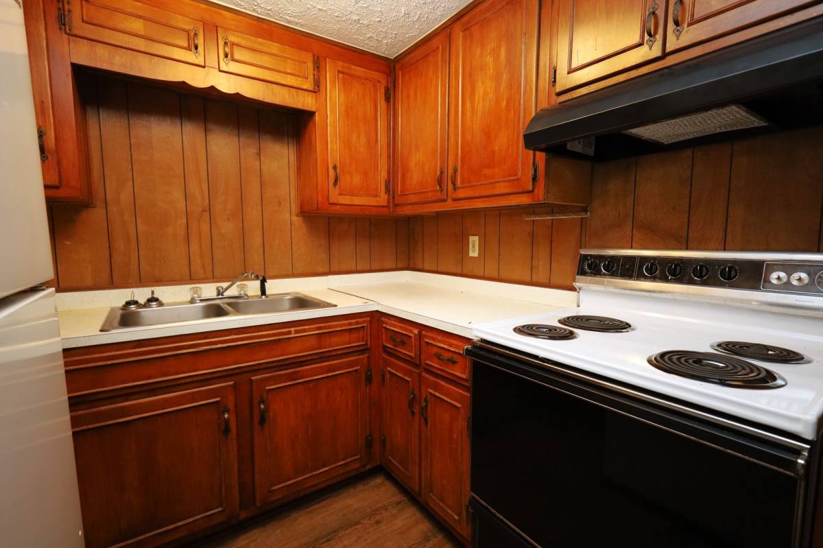 Apartment for rent at 207 E Moore St, Valdosta, GA 31602