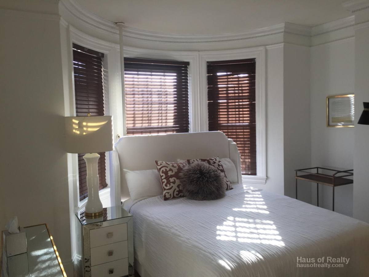 Apartment for rent at 525 Newbury #1, Boston, MA 02215