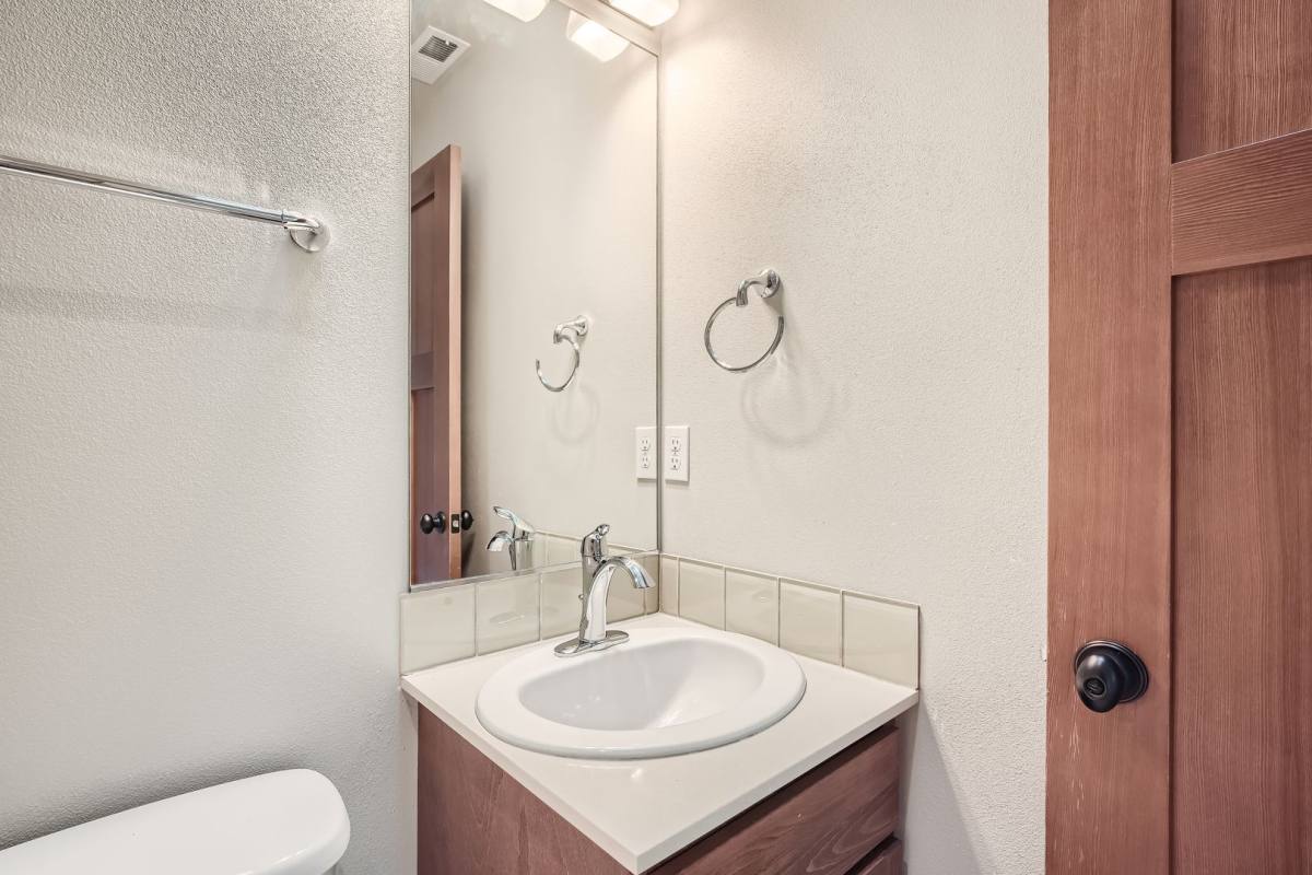Townhouse for rent at 17827 NE 95th Court, Redmond, WA 98052