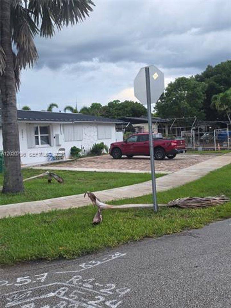 House for rent at 28501 SW 147th Court, Homestead, FL 33033