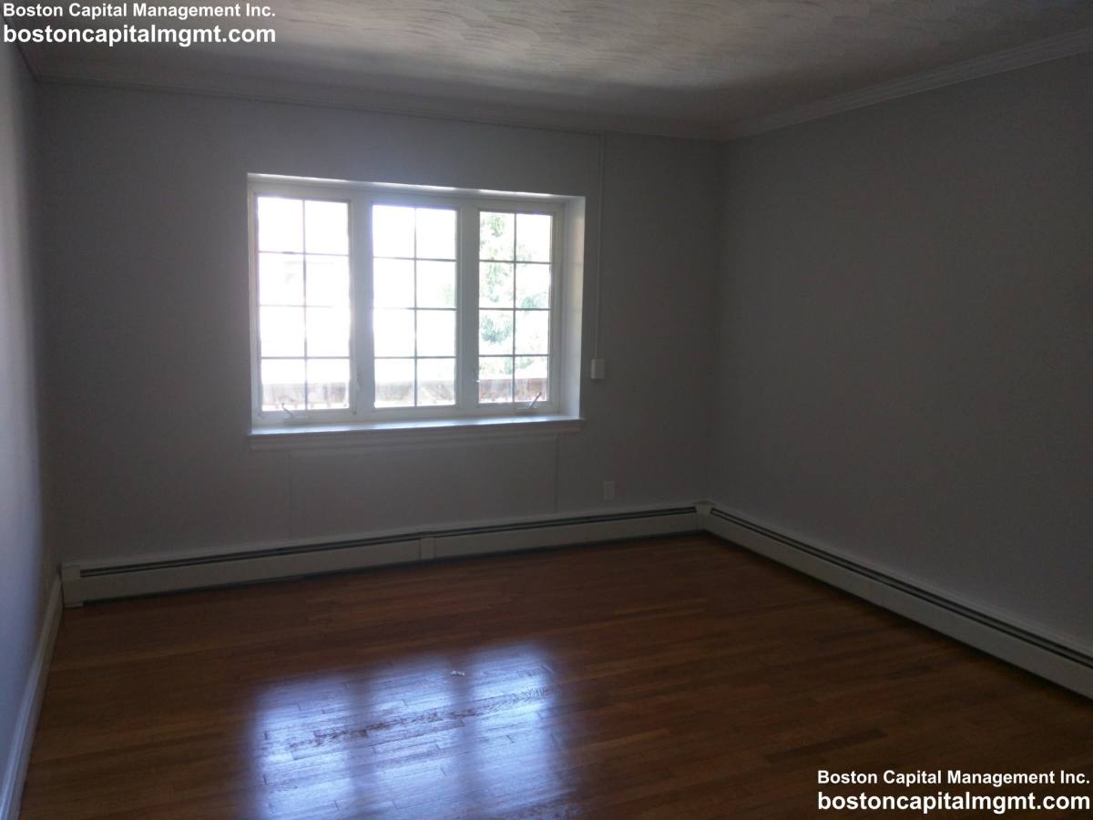 Apartment for rent at 14 Mount Ida #3, Newton, MA 02458