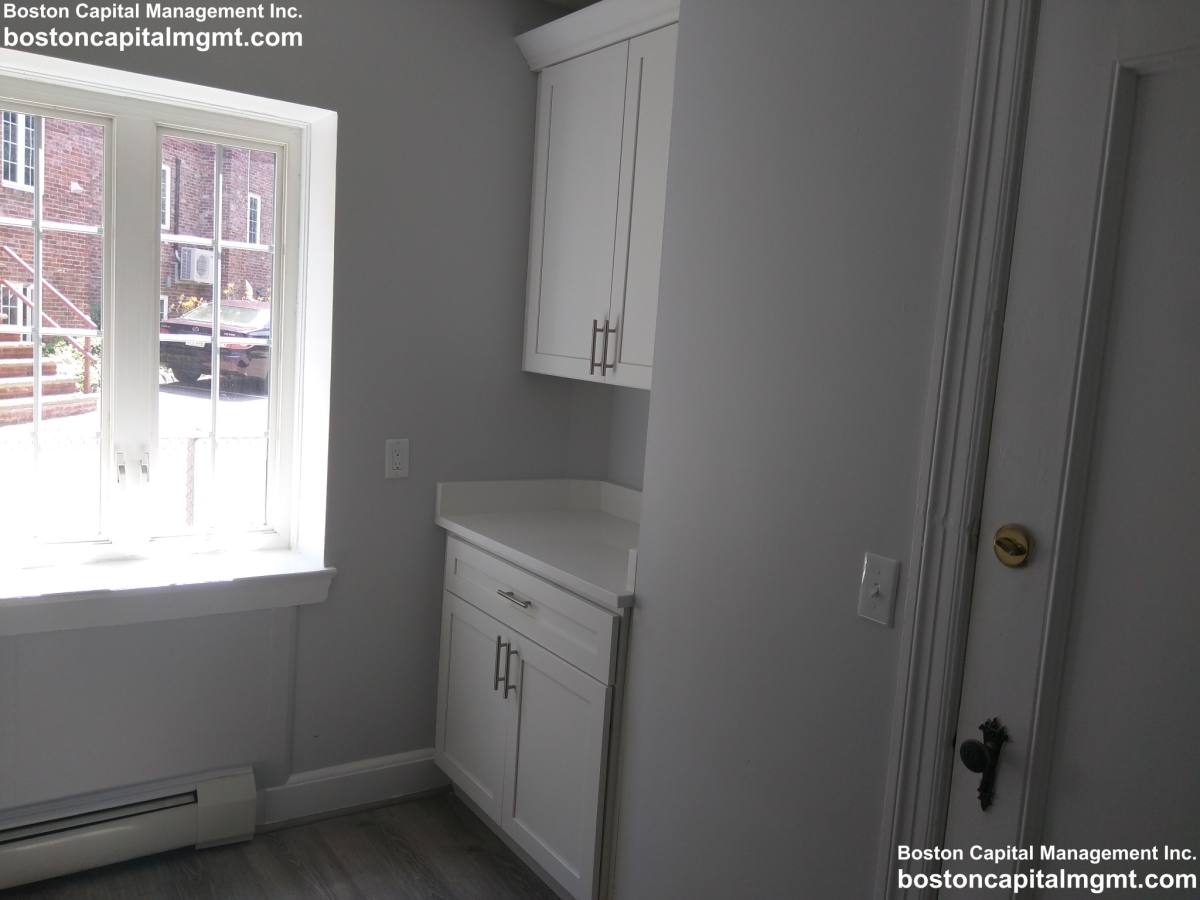 Apartment for rent at 14 Mount Ida #3, Newton, MA 02458