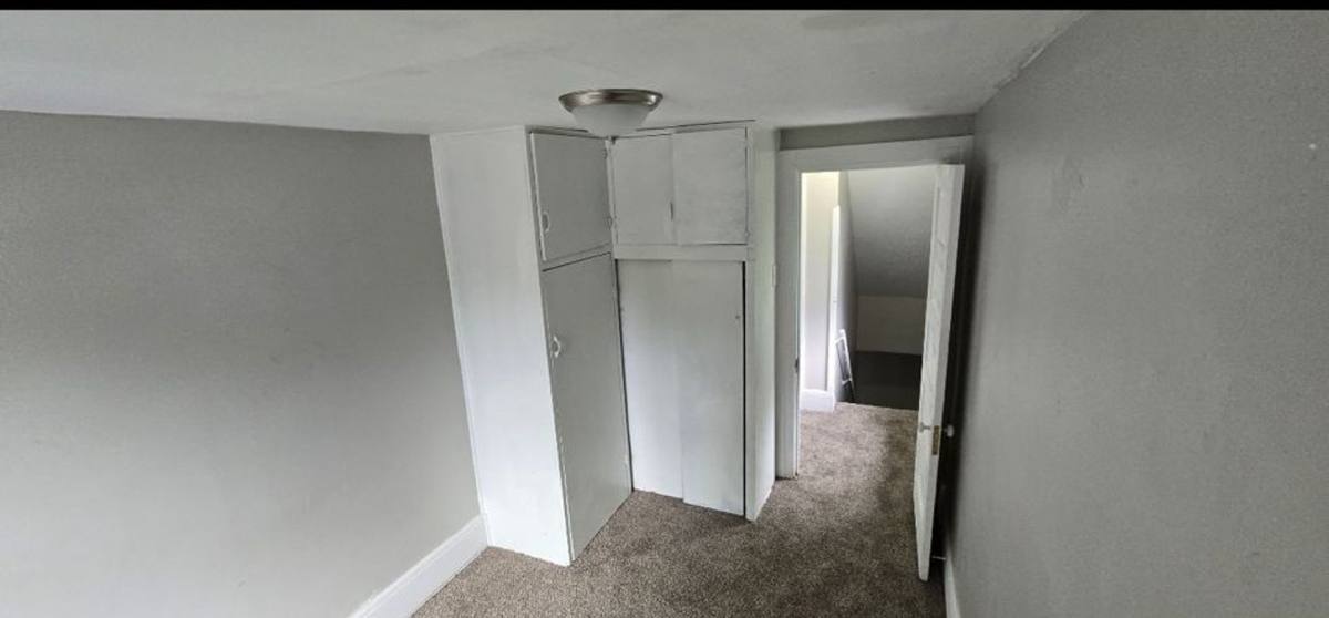 Apartment for rent at 875 E 144 St, Cleveland, OH 44110