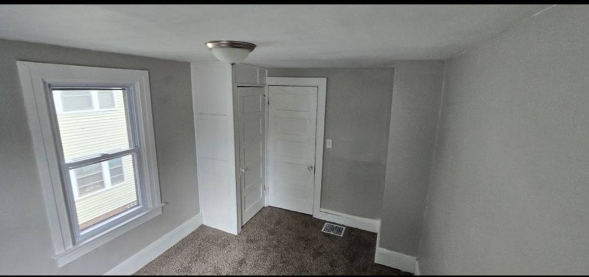 Apartment for rent at 875 E 144 St, Cleveland, OH 44110
