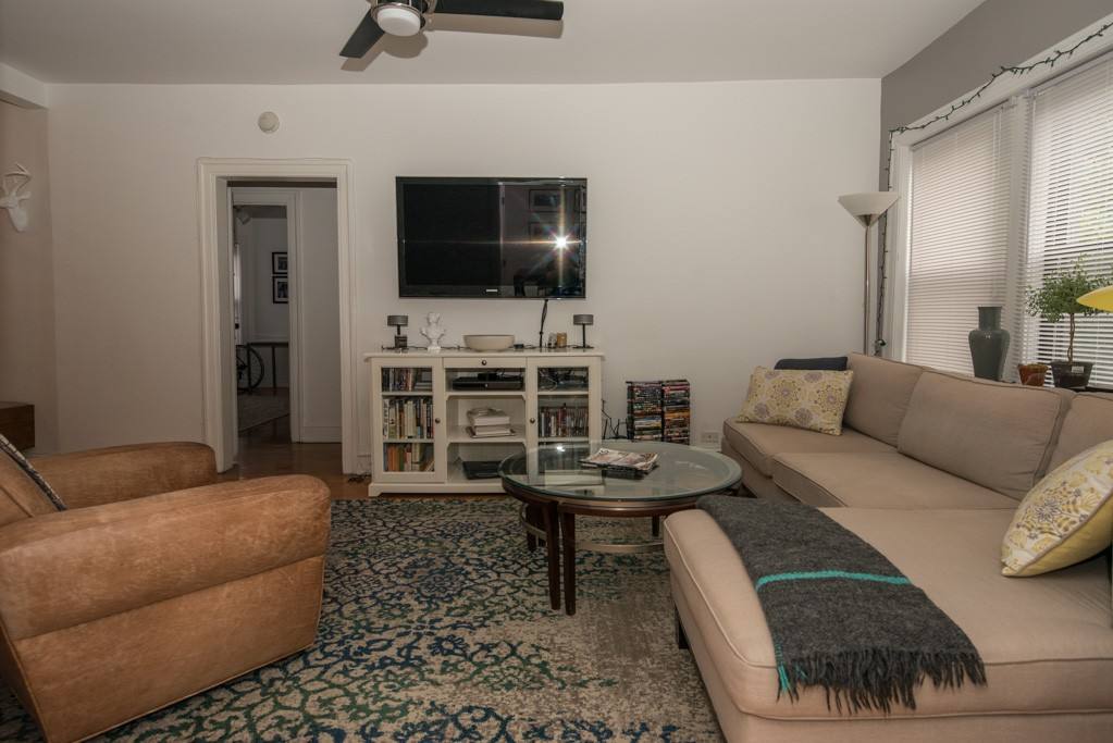 Apartment for rent at 632 Stratford #S4, Chicago, IL 60657