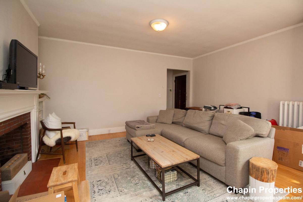 Apartment for rent at 1253 Beacon St #C2, Brookline, MA 02446