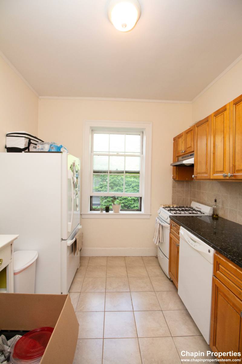 Apartment for rent at 1253 Beacon St #C2, Brookline, MA 02446