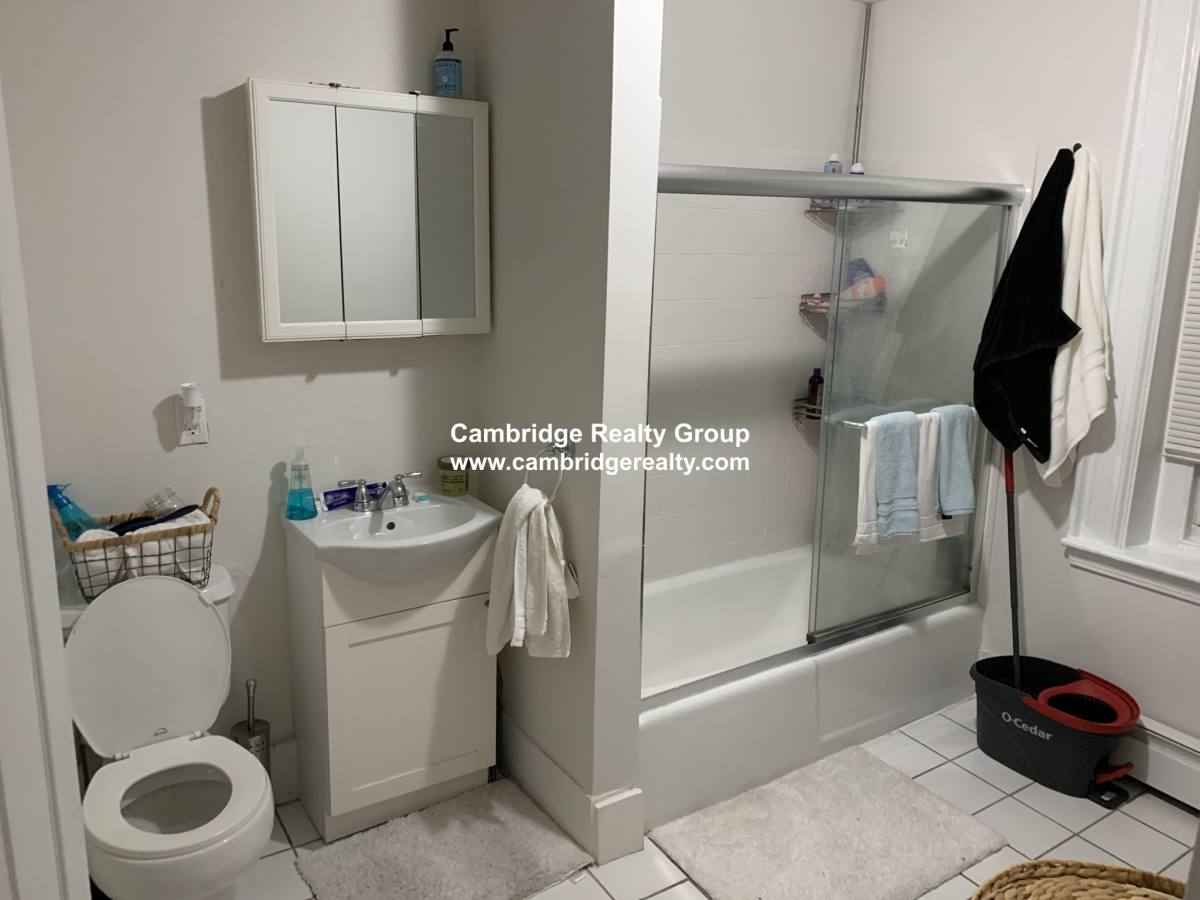 Apartment for rent at 41 Crescent St #2, Charlestown, MA 02129