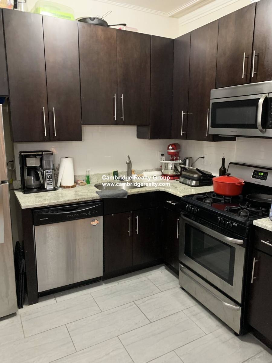 Apartment for rent at 41 Crescent St #2, Charlestown, MA 02129