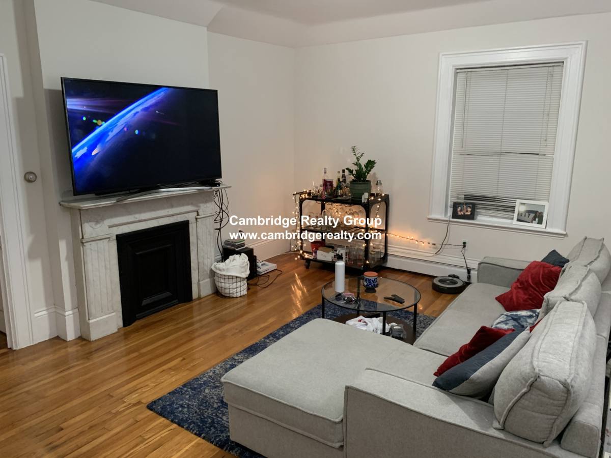 Apartment for rent at 41 Crescent St #2, Charlestown, MA 02129