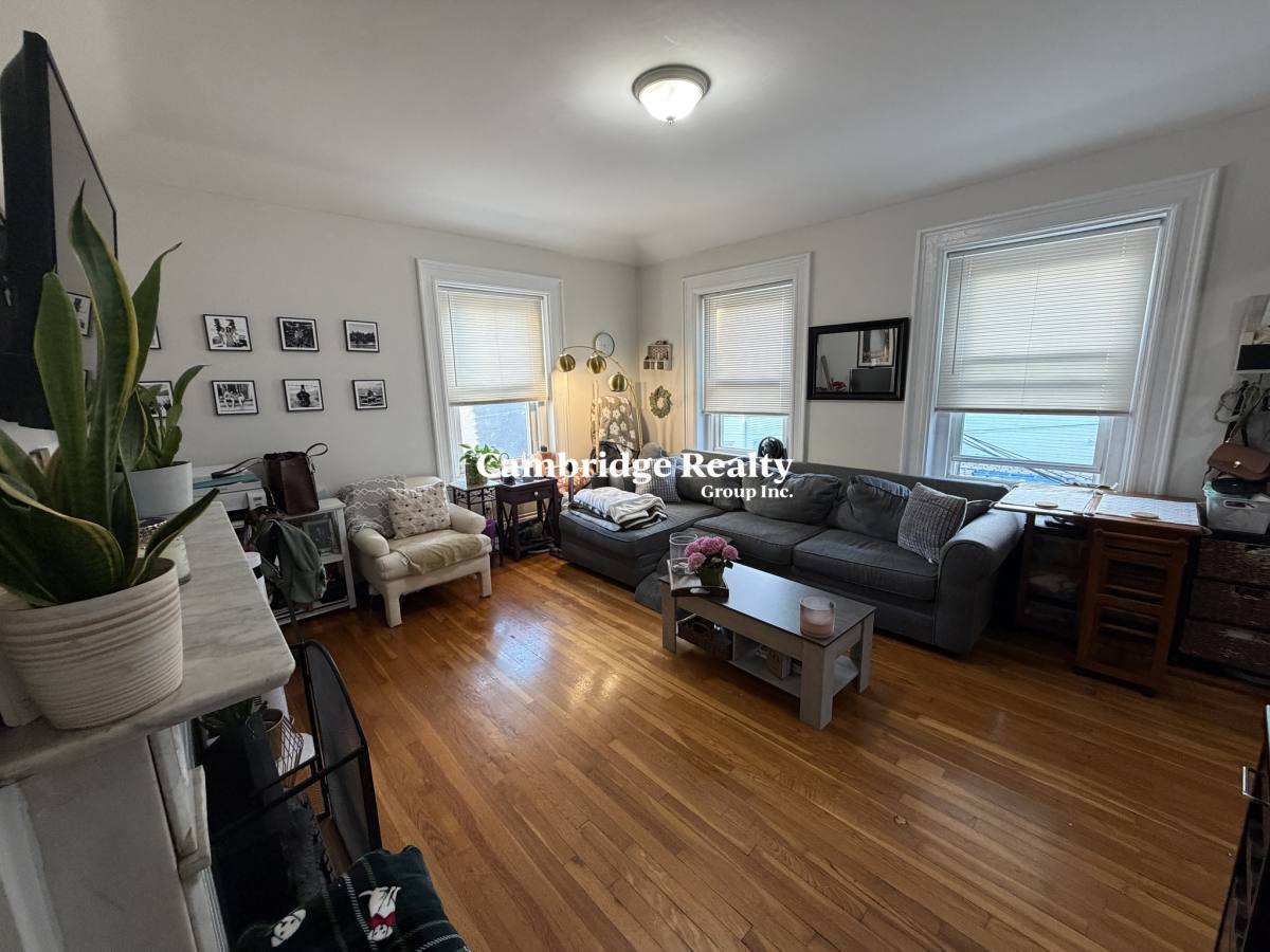 Apartment for rent at 41 Crescent St #2, Charlestown, MA 02129
