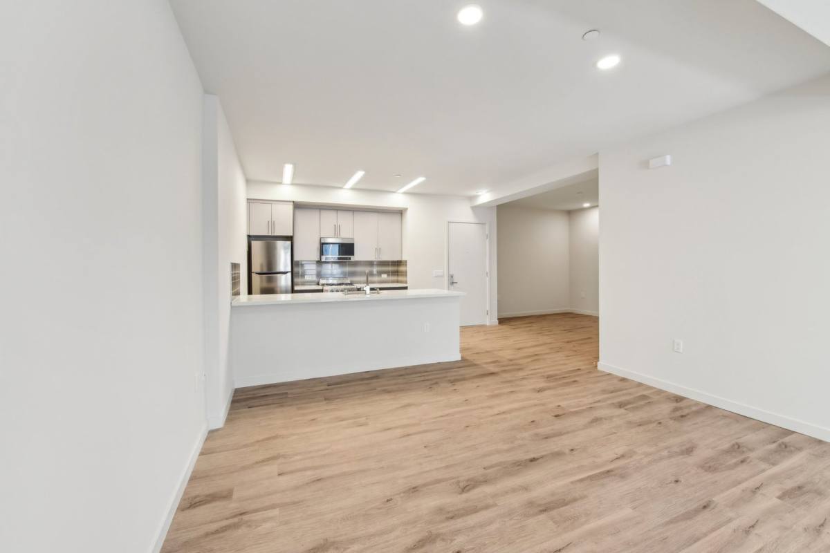 Apartment for rent at 1432 Tamarind Ave, Los Angeles, CA 90028