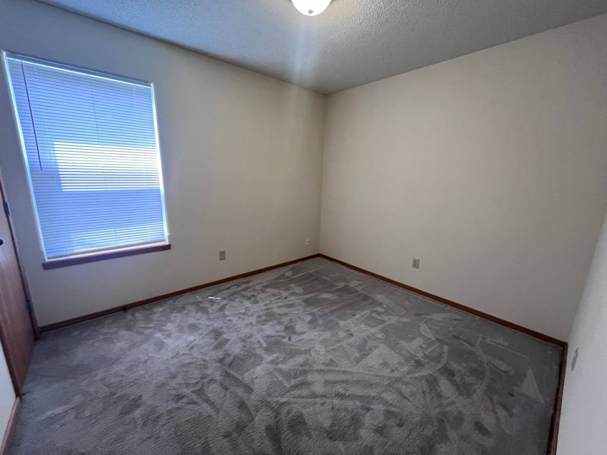 Apartment for rent at 1309-1323 W Lotus, Wichita, KS 67213