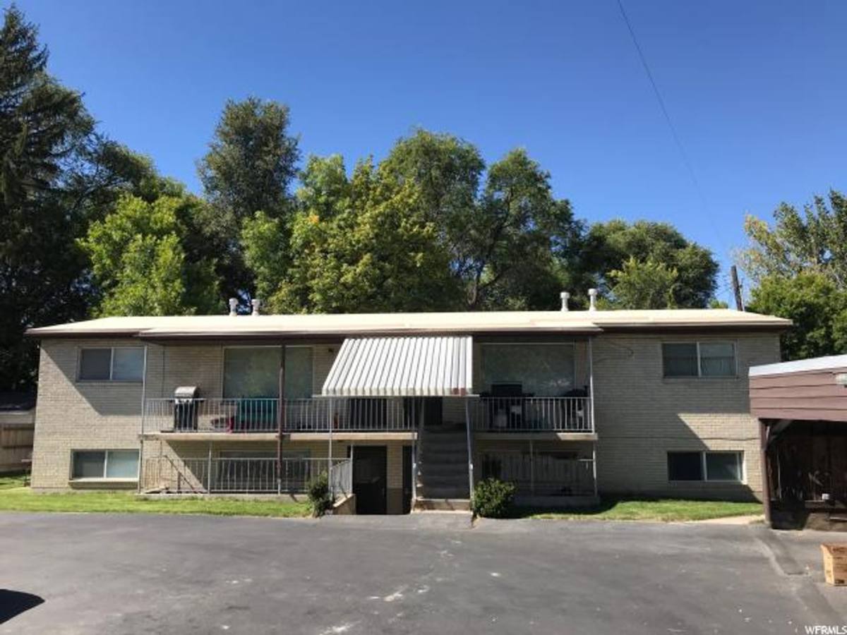 Apartment for rent at 525 Brookside Place, Logan, UT 84321