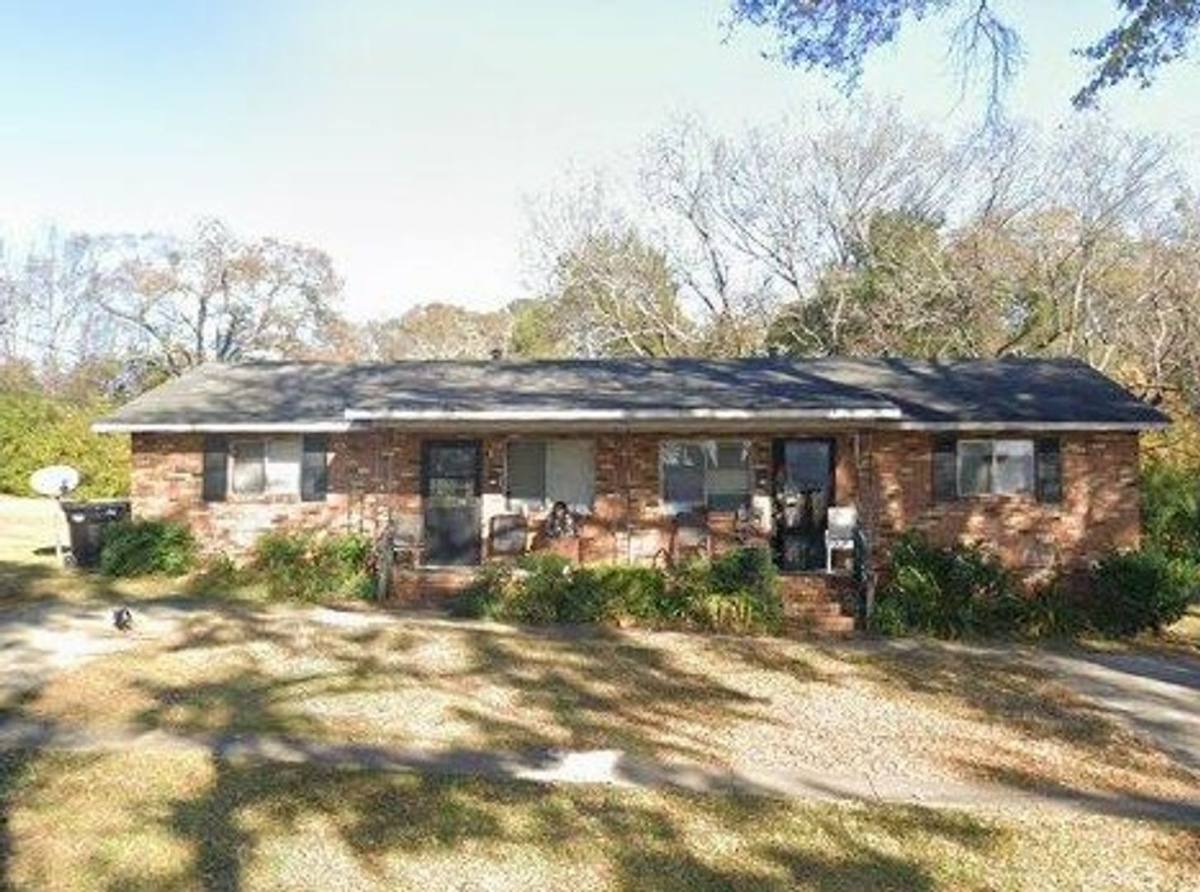 Apartment for rent at 706 Palmetto Ave, Columbus, GA 31906