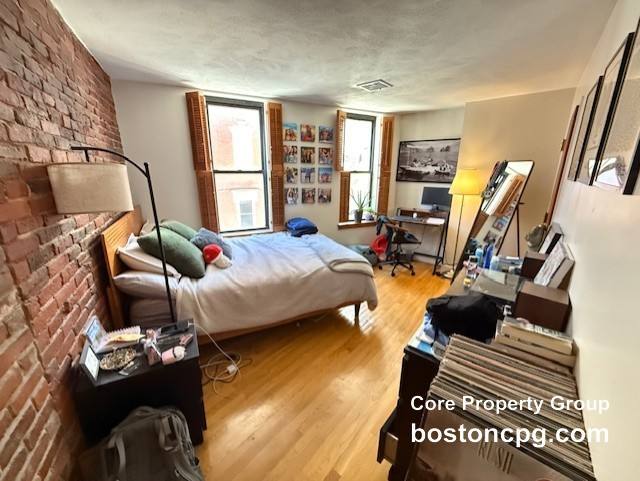 Apartment for rent at 21 Charter #202, Boston, MA 02113