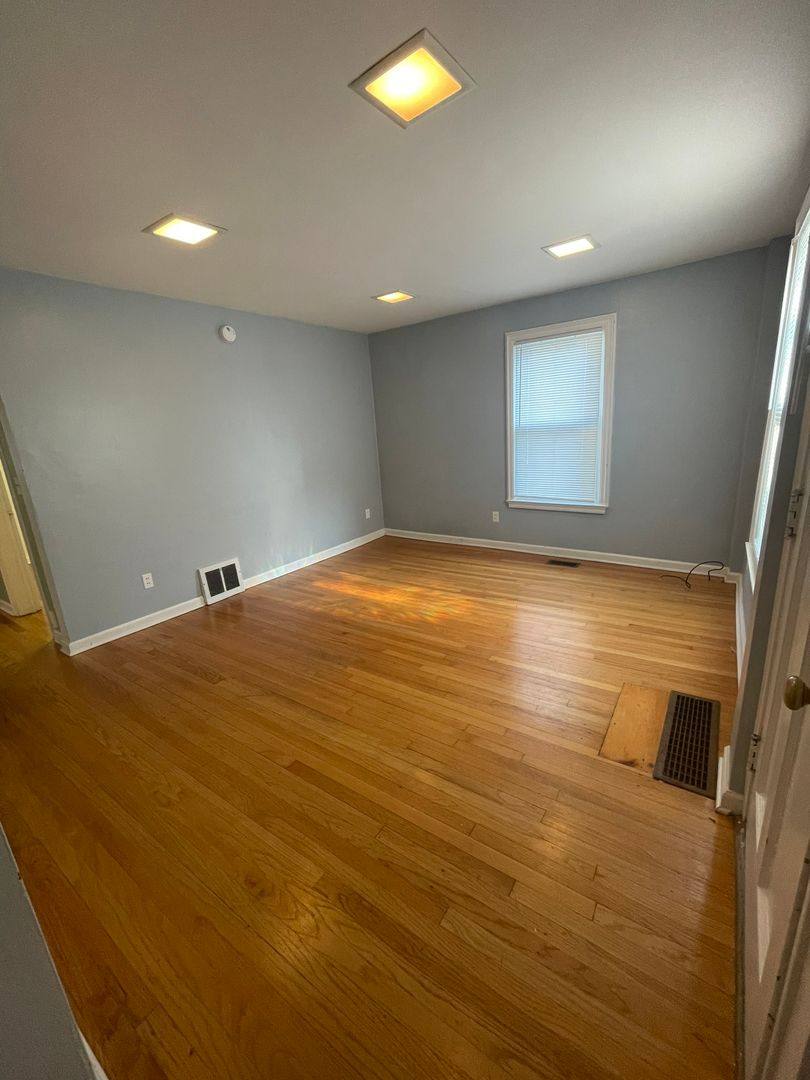 Apartment for rent at 215 217 N Ashley St, Ann Arbor, MI 48103