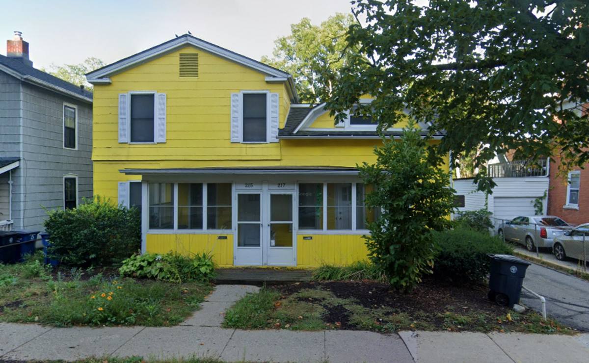 Apartment for rent at 215 217 N Ashley St, Ann Arbor, MI 48103