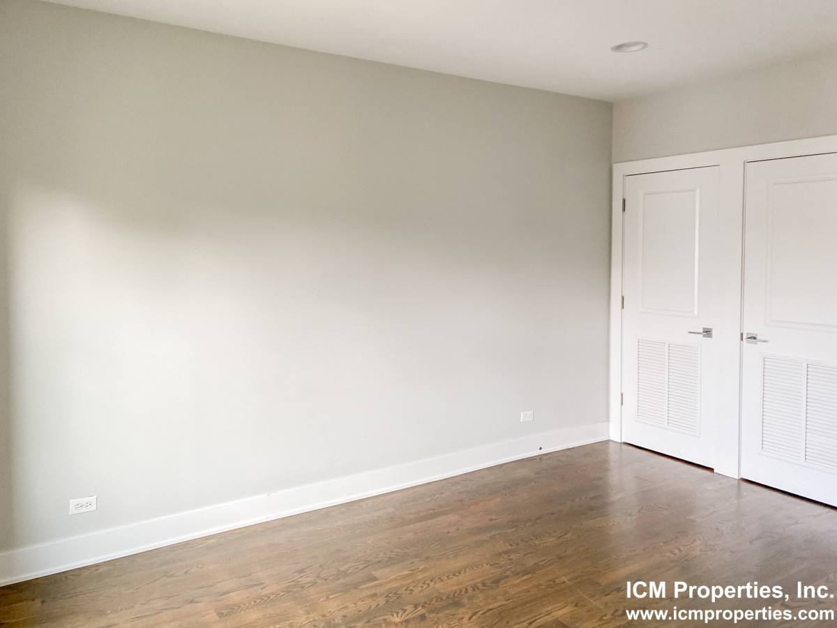 Apartment for rent at 3915 N Janssen #3, Chicago, IL 60613