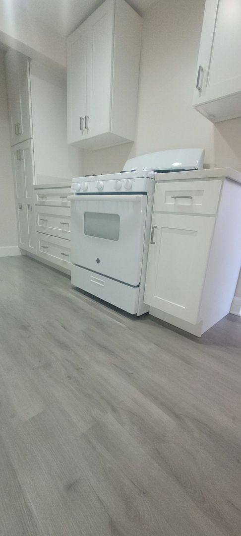 Apartment for rent at 119-135 S Fahrion Place, Anaheim, CA 92805