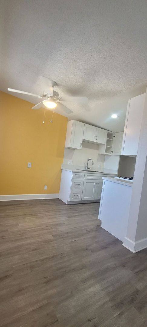 Apartment for rent at 119-135 S Fahrion Place, Anaheim, CA 92805