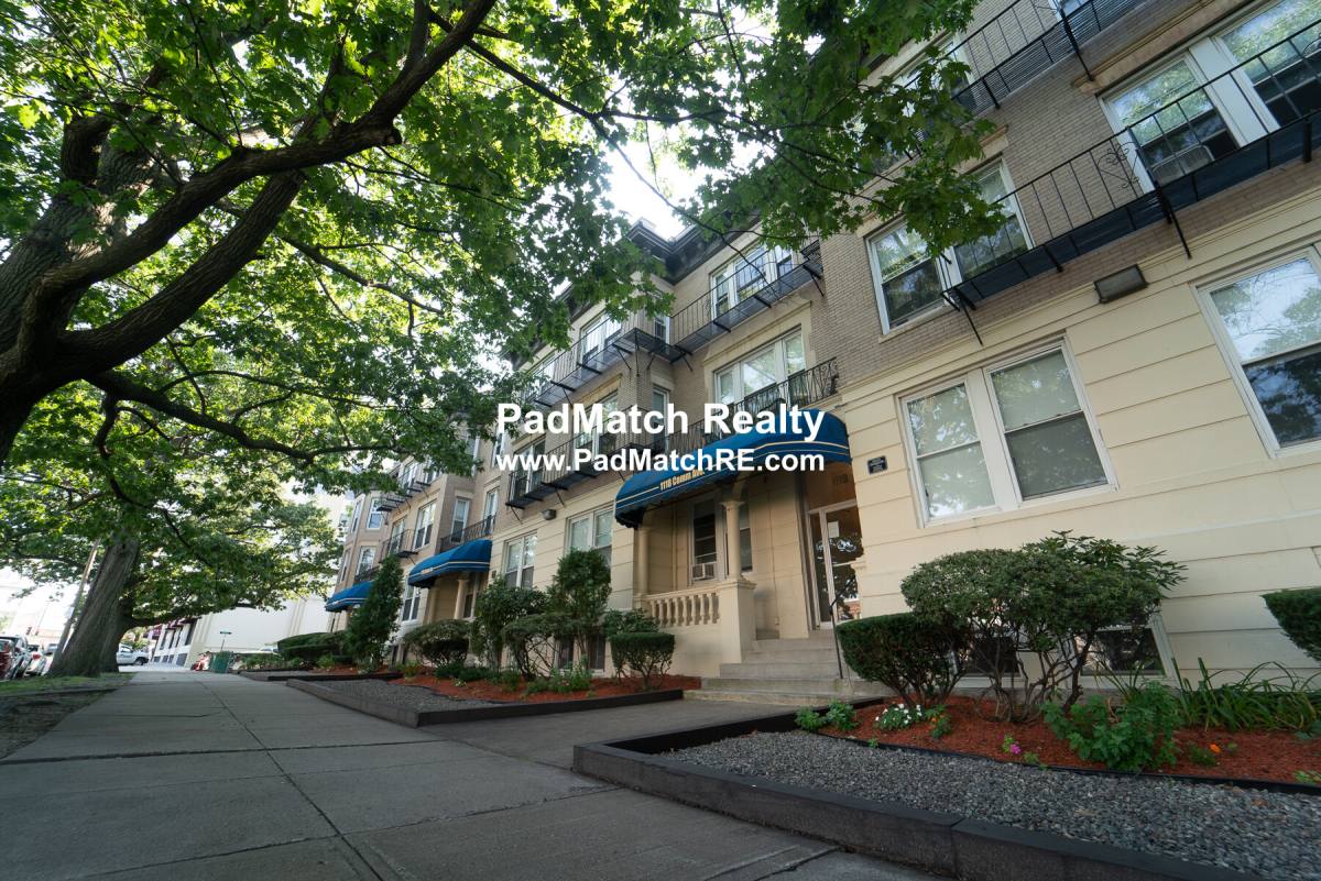 Apartment for rent at 1118 Commonwealth Ave #A, Allston, MA 02134