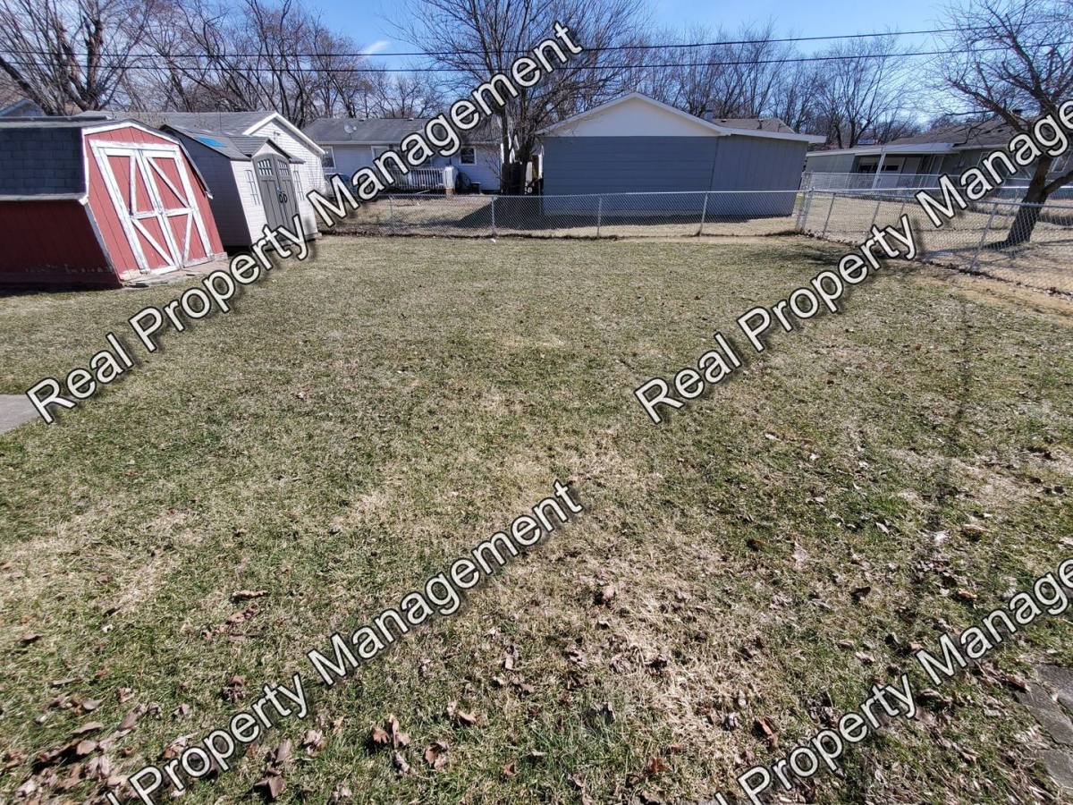 House for rent at 6839 Harrison St, Merrillville, IN 46410