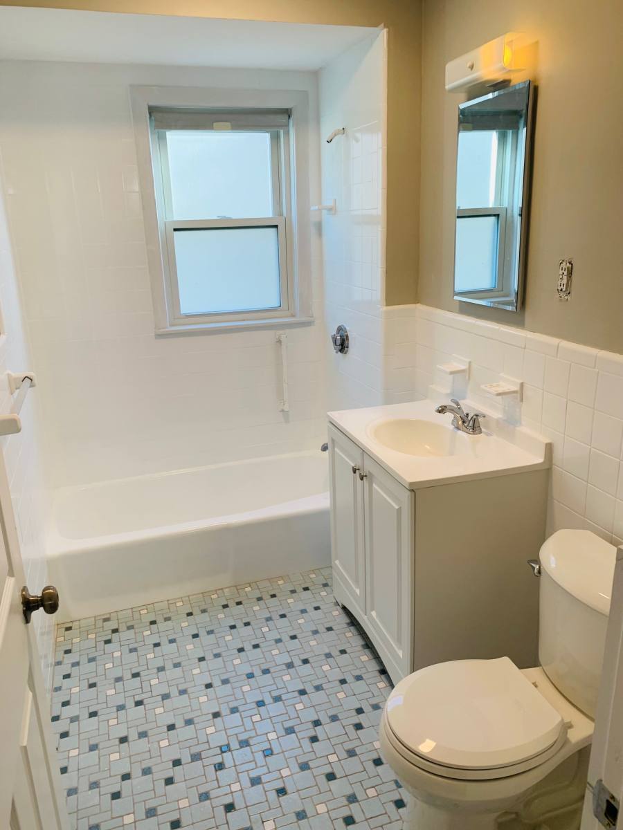 Apartment for rent at 10 Chapman St #1, Watertown, MA 02472