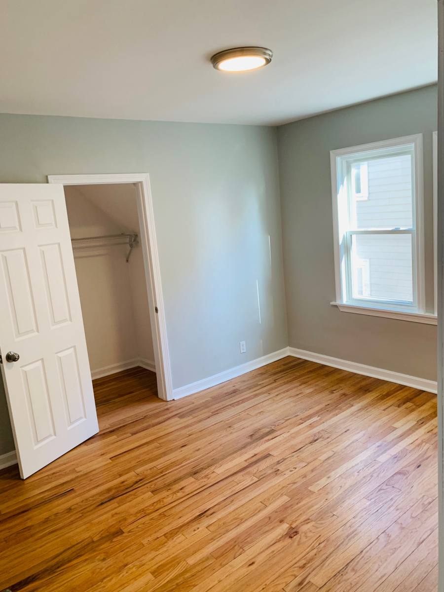 Apartment for rent at 10 Chapman St #1, Watertown, MA 02472