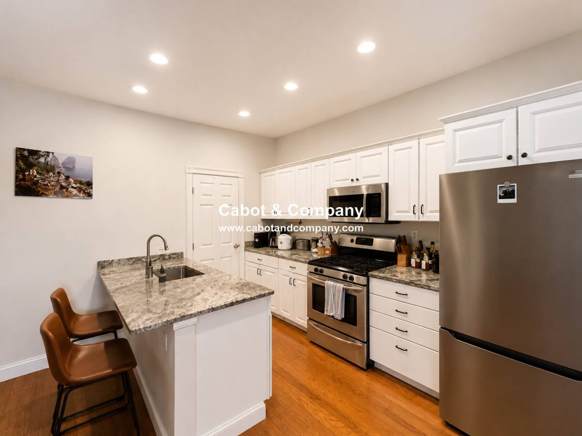 Apartment for rent at 63 Berkeley St #3, Boston, MA 02116