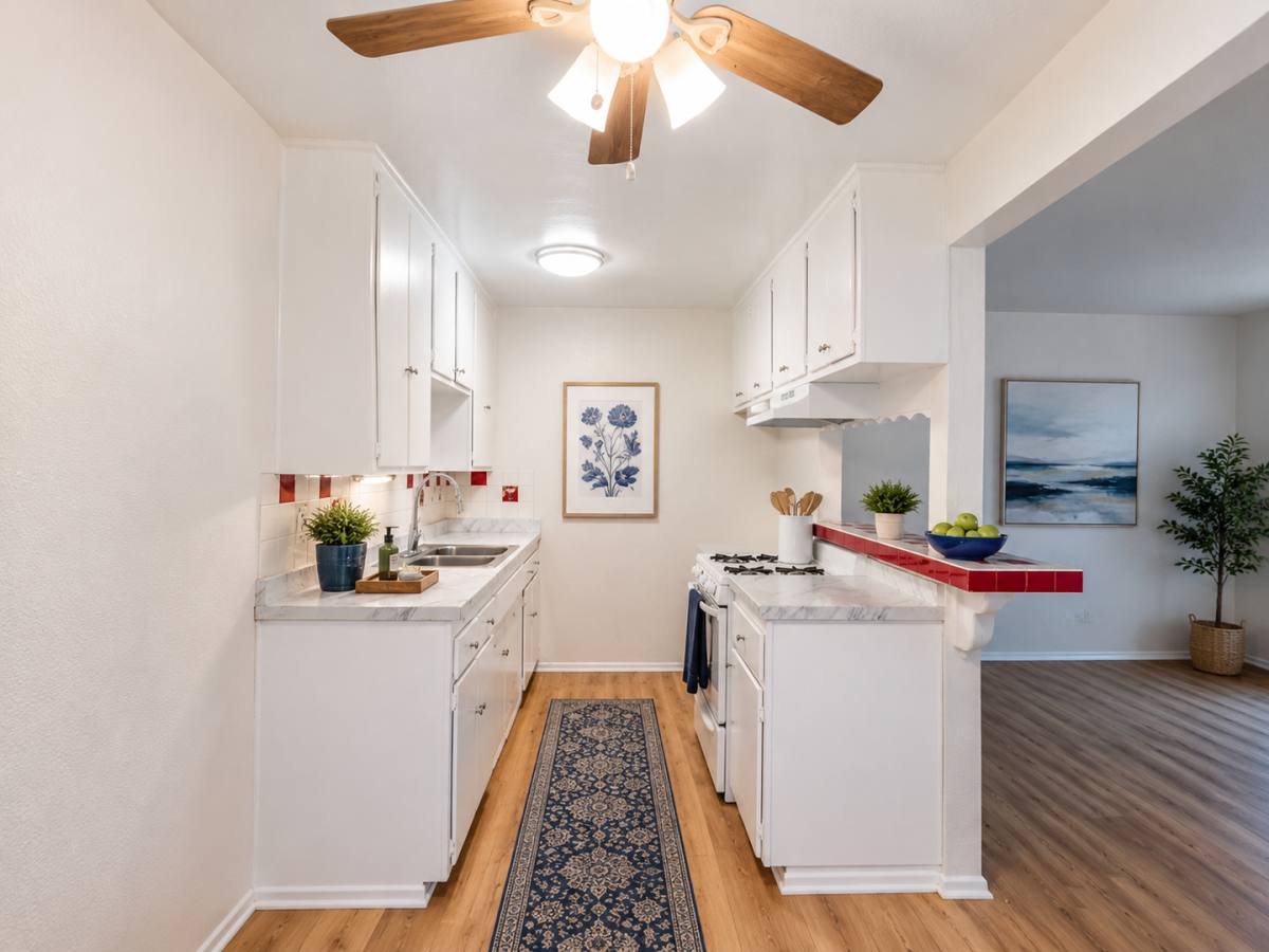 Apartment for rent at 1853 Chestnut Ave, Long Beach, CA 90806