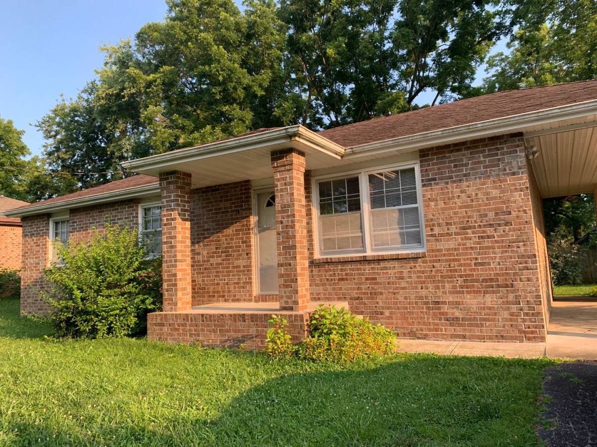House for rent at 140 E Stewart St, Walnut Grove, MO 65770