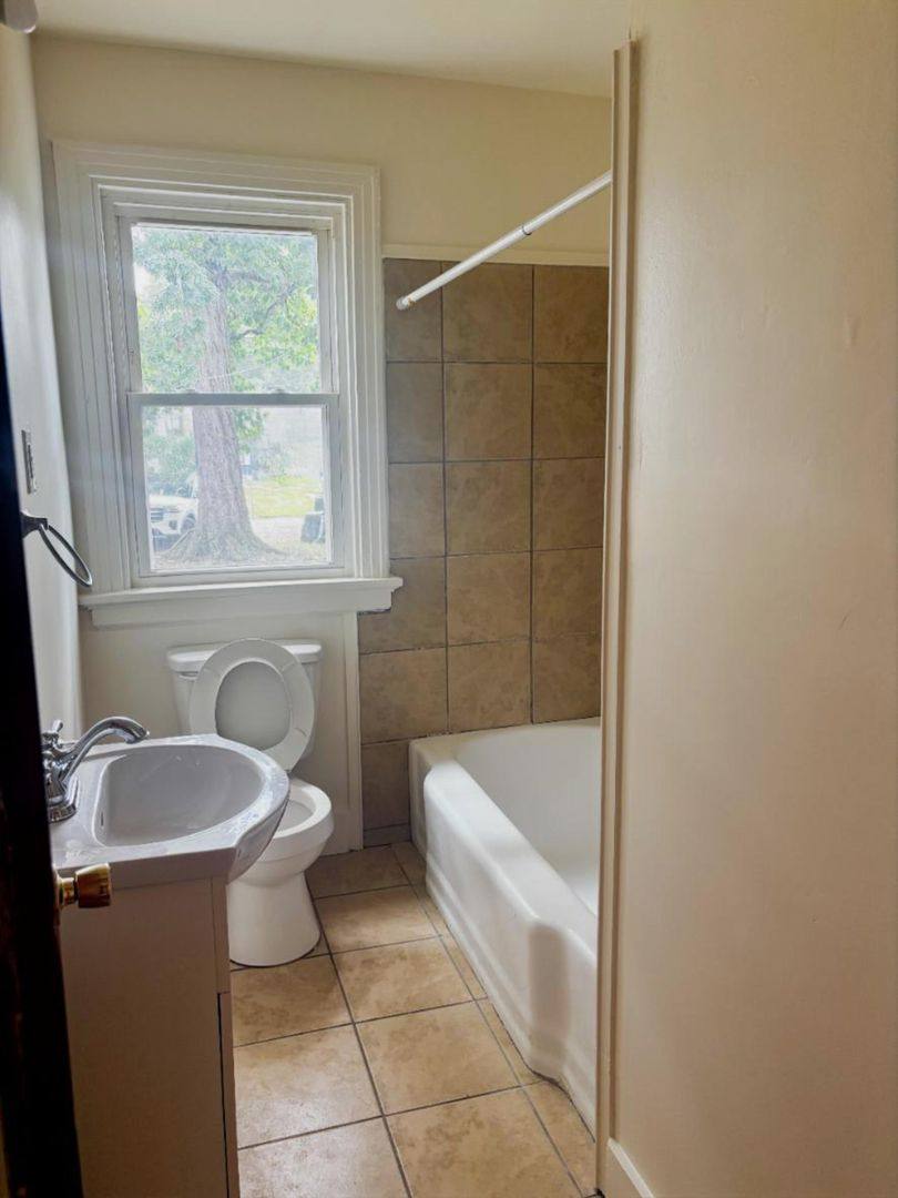 House for rent at 3800 N Ave, Richmond, VA 23222