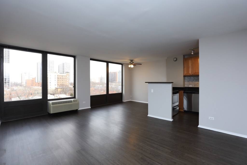 Apartment for rent at 4334 Hazel #D305, Chicago, IL 60613