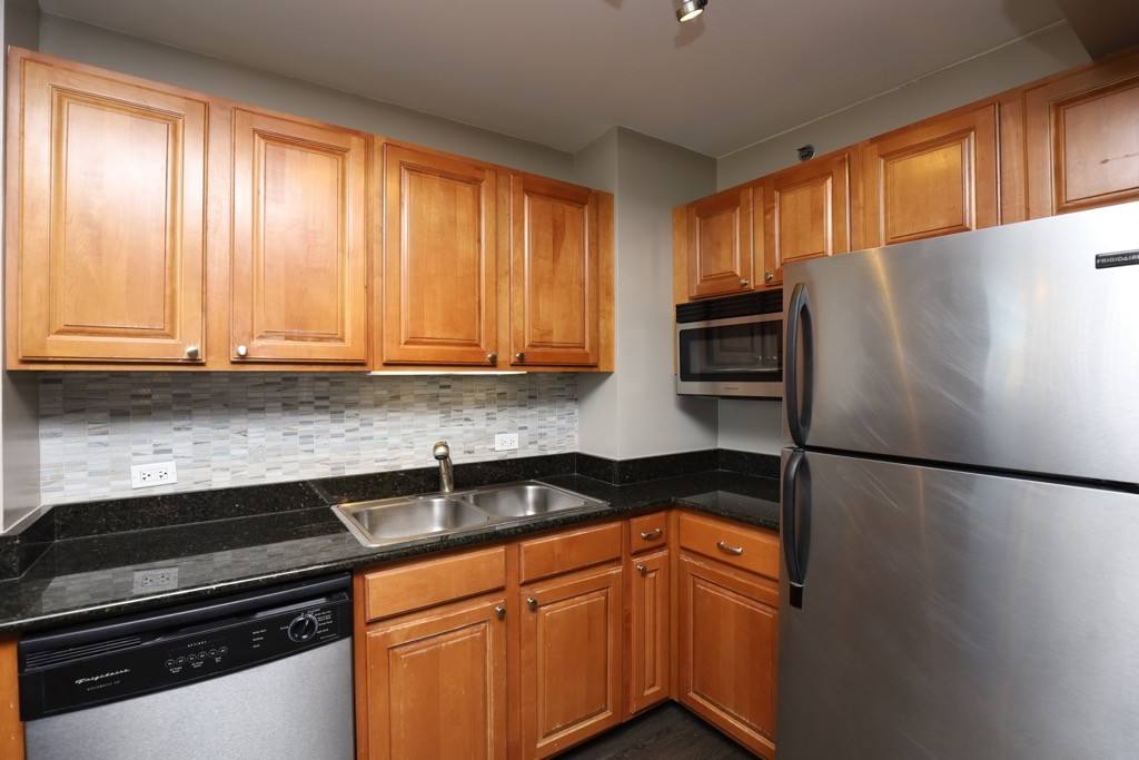 Apartment for rent at 4334 Hazel #D319, Chicago, IL 60613