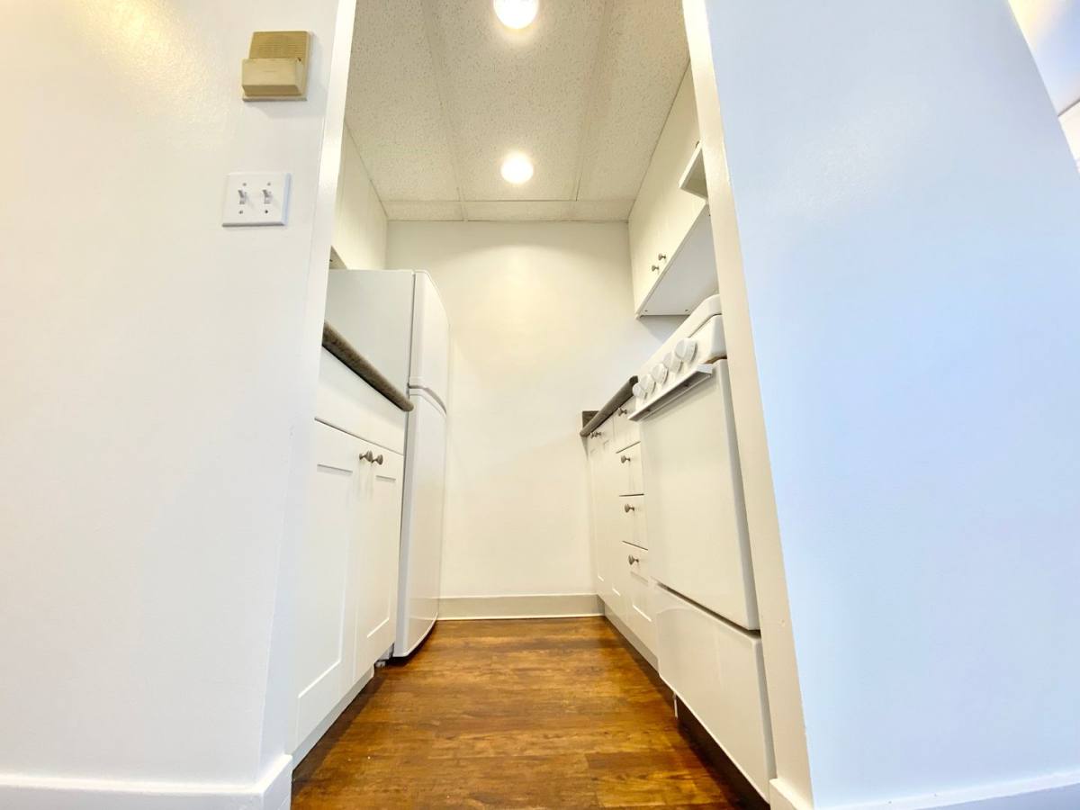 Apartment for rent at 404 E Howell St, Seattle, WA 98122