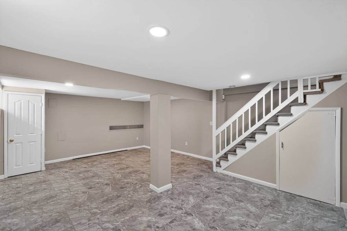 House for rent at 1105 Carrington Ave, Capitol Heights, MD 20743