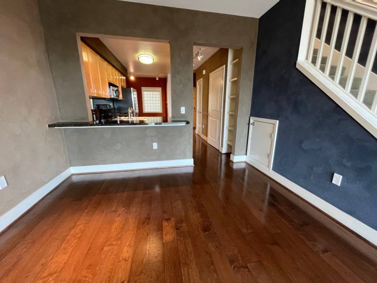 Townhouse for rent at 1556 Brunswig Lane, Emeryville, CA 94608