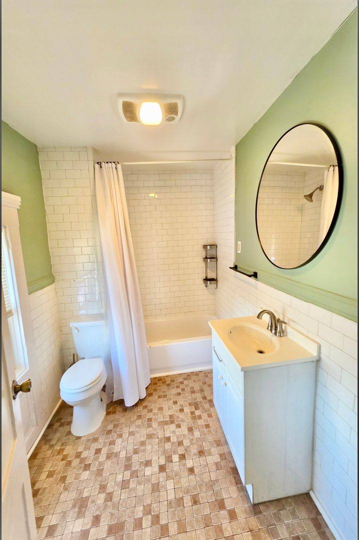 Apartment for rent at 123 Elmwood Ave, Providence, RI 02907
