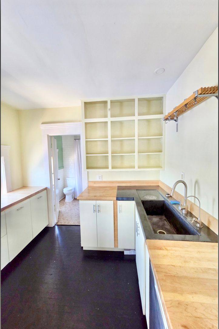 Apartment for rent at 123 Elmwood Ave, Providence, RI 02907