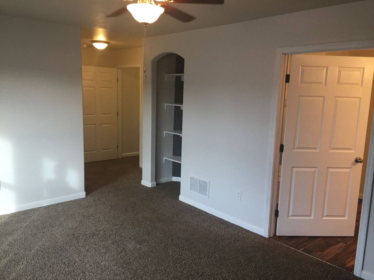 Townhouse for rent at 4236 Parkview Dr, Rapid City, SD 57701